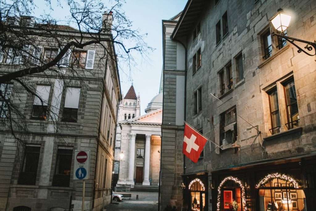 Profitez d'une adresse suisse pour votre société, sans contrainte ni déplacement